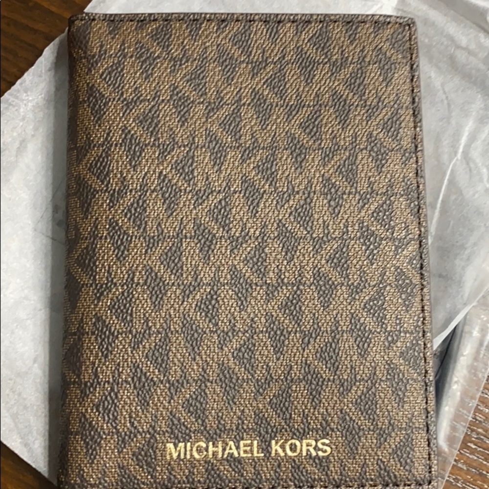 Michael Kors passport holder